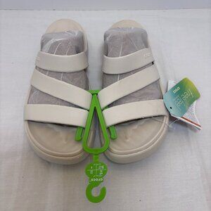 NWT Crocs Getaway Strappy Sandal Stucco Size 6